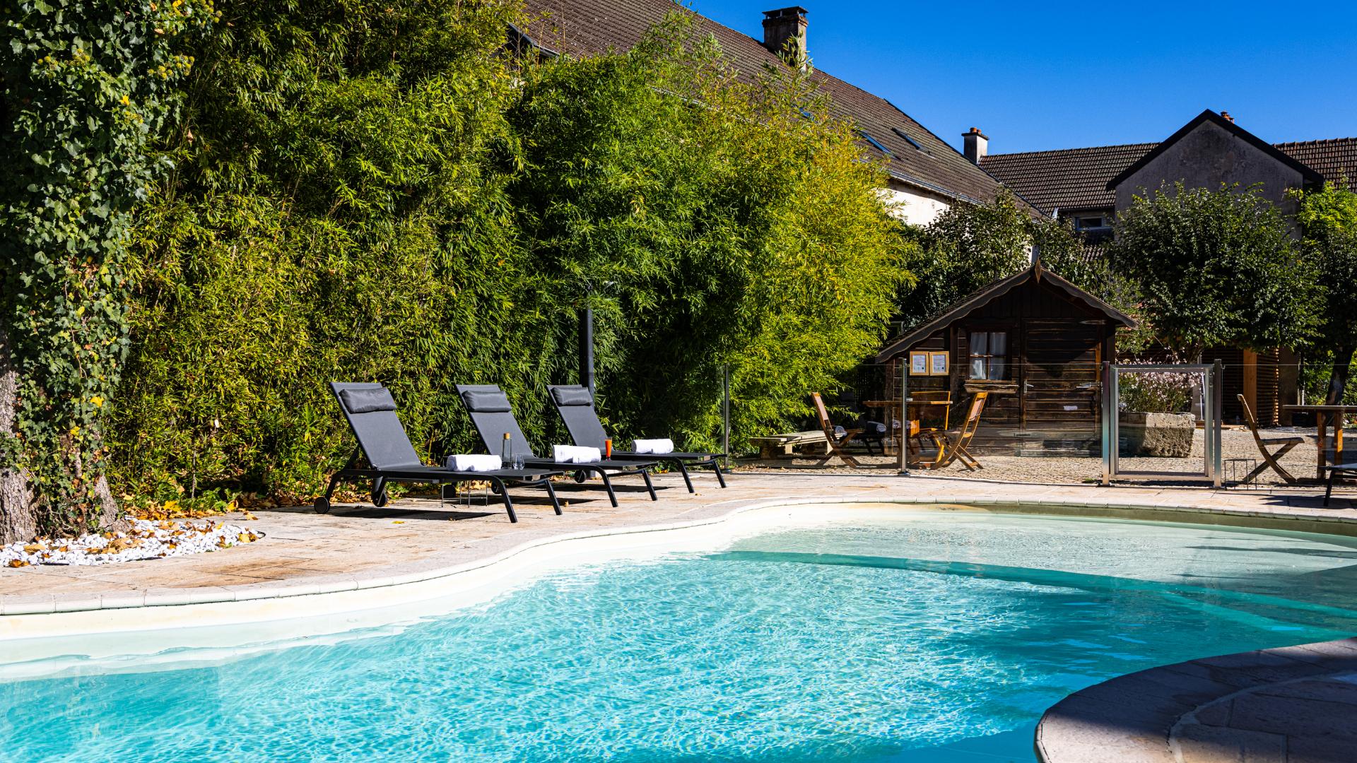 LE RELAIS DE LA SOURCE